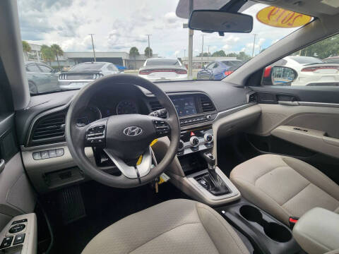 2019 Hyundai Elantra