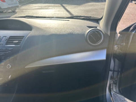 2013 Mazda MAZDA3 i SV