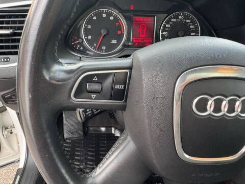 2011 Audi Q5 3.2 quattro Premium Plus