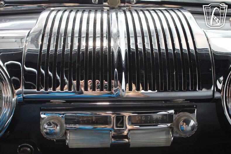 1947 Ford Super Deluxe