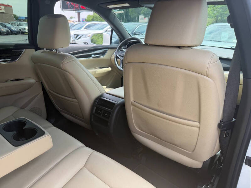 2017 Cadillac XT5