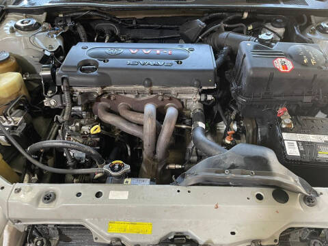 2004 Toyota Camry LE