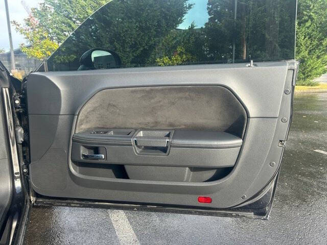 2011 Dodge Challenger SRT8 392