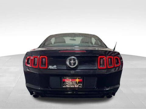 2013 Ford Mustang V6