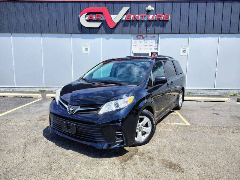 2019 Toyota Sienna LE 7-Passenger Auto Access Seat