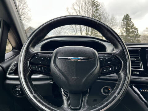 2020 Chrysler Pacifica Hybrid Limited