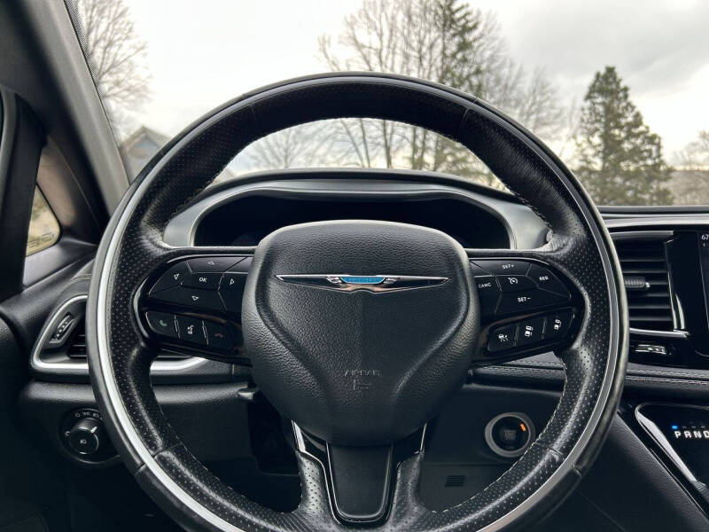2020 Chrysler Pacifica Hybrid Limited