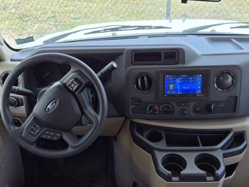 2023 Thor Motor Coach Chateau 22E