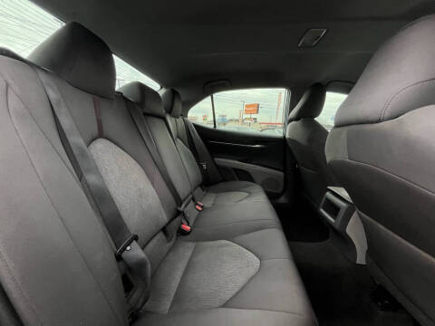 2018 Toyota Camry LE