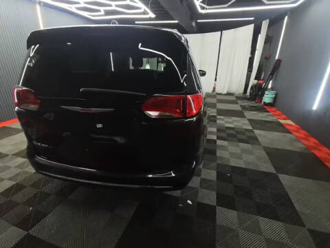 2018 Chrysler Pacifica Touring L