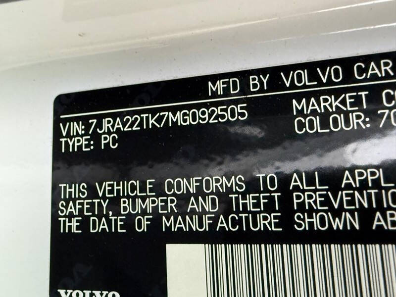 2021 Volvo S60 T6 Momentum