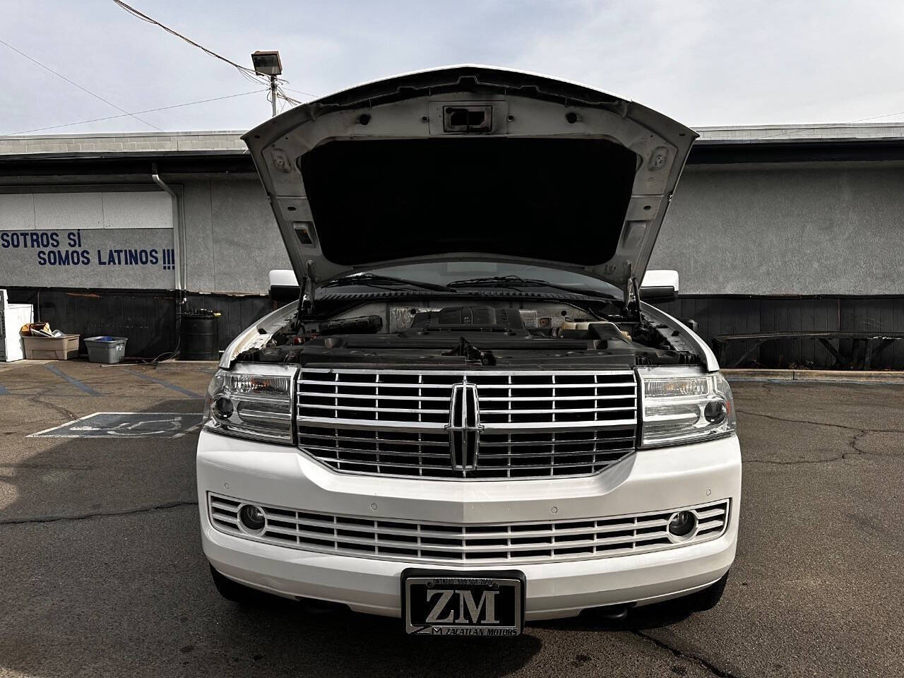 2011 Lincoln Navigator for sale at Zacatlan Motors in Ontario, CA