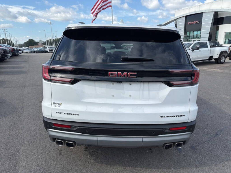2025 GMC Acadia Elevation