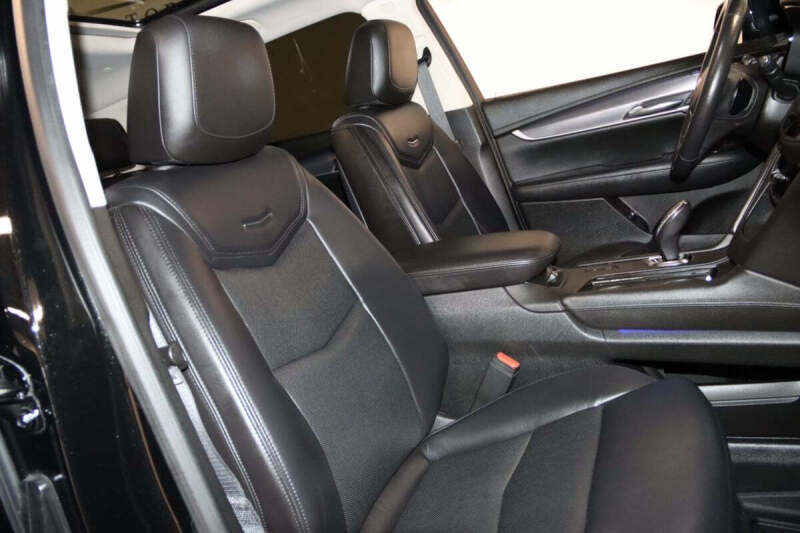 2018 Cadillac XT5 Premium Luxury