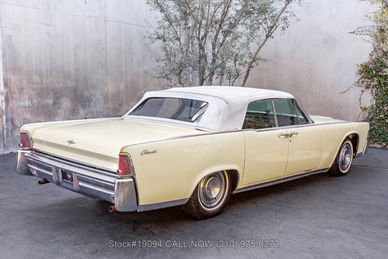 1965 Lincoln Continental