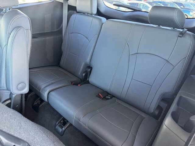 2021 Buick Enclave Essence