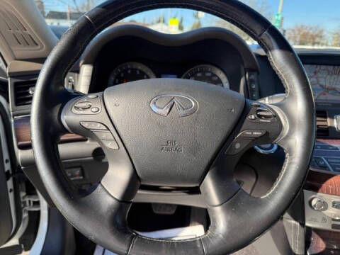 2017 Infiniti Q70L 3.7