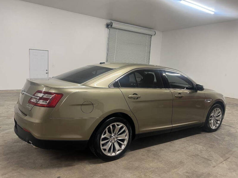 2013 Ford Taurus Limited