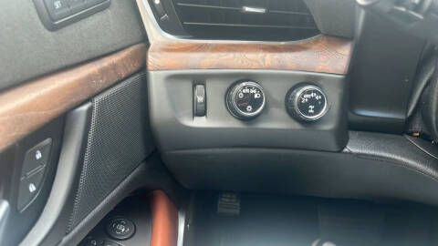 2019 Cadillac Escalade Luxury