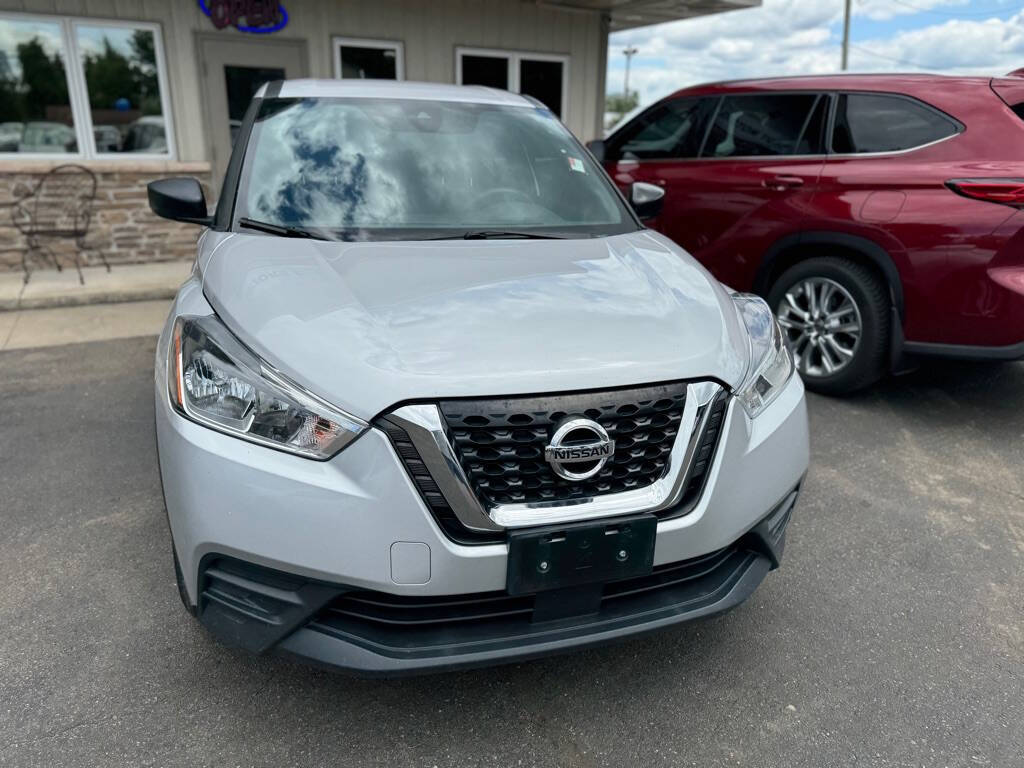 2020 Nissan Kicks for sale at Legit Motors in Elkhart, IN