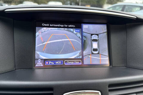 2015 Infiniti Q70 3.7