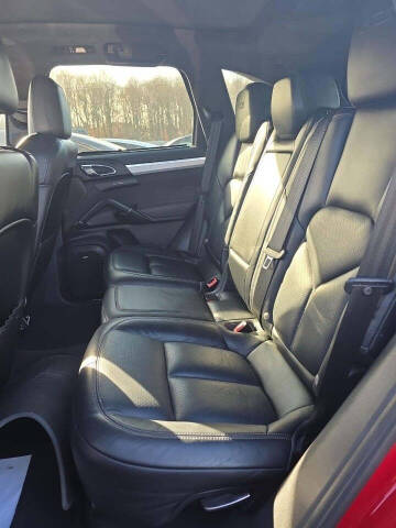 2016 Porsche Cayenne GTS
