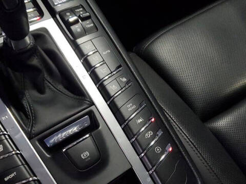 2017 Porsche Macan S