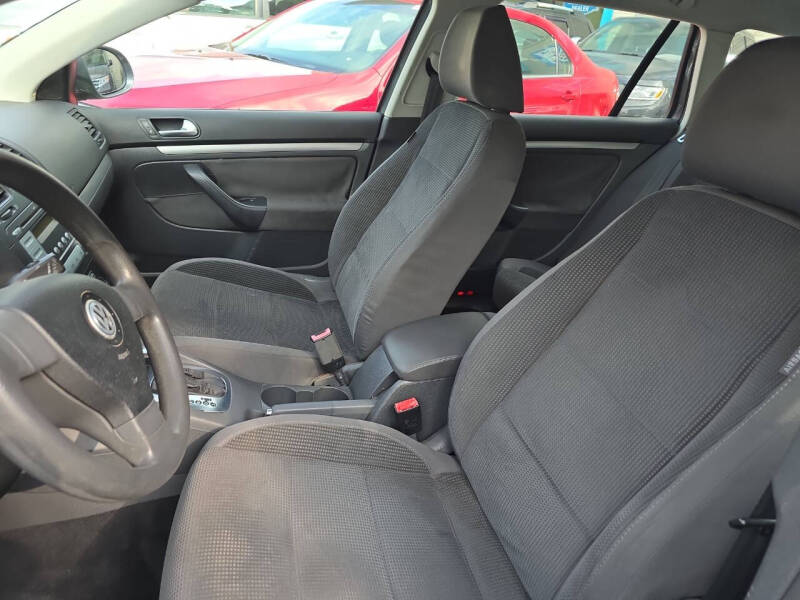 2009 Volkswagen Jetta SportWagen S