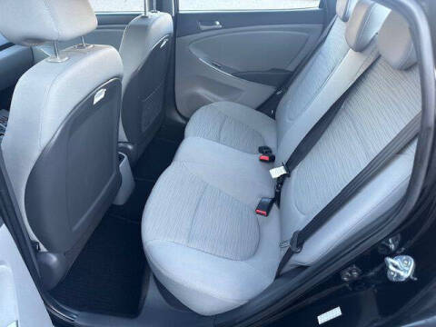 2015 Hyundai Accent GLS