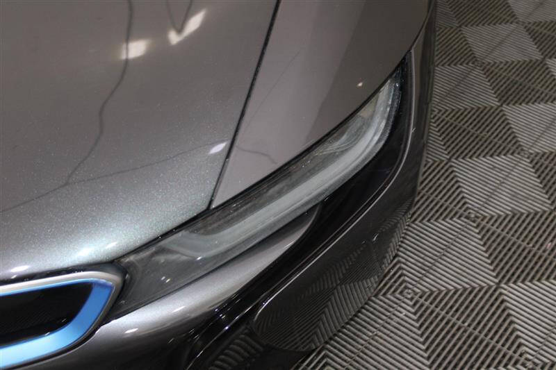2015 BMW i8