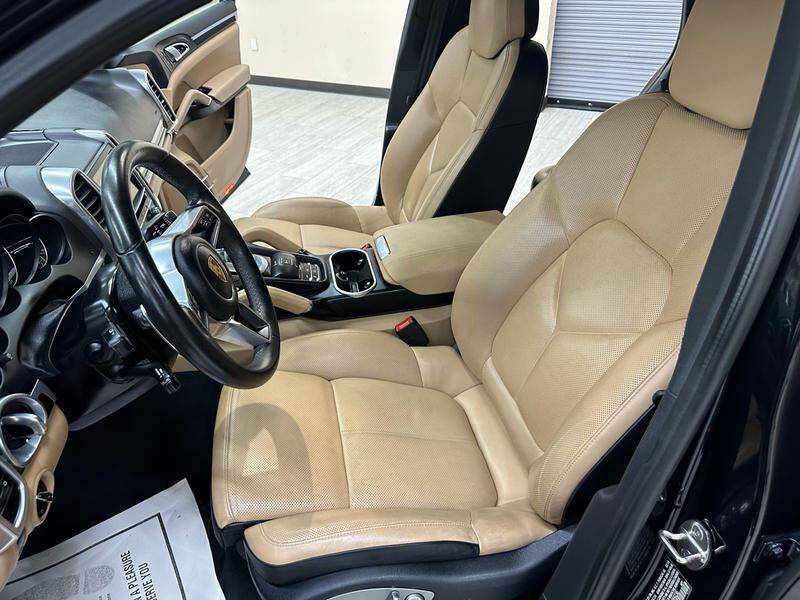 2016 Porsche Cayenne for sale at DFW Auto & Services Inc in Fort Worth, TX