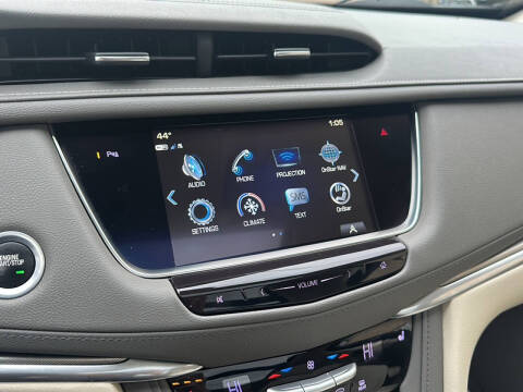 2018 Cadillac XT5 Luxury