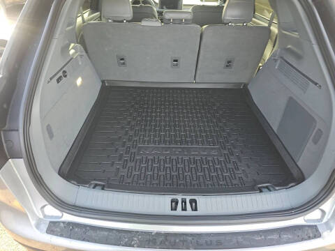 2021 Lincoln Nautilus Reserve