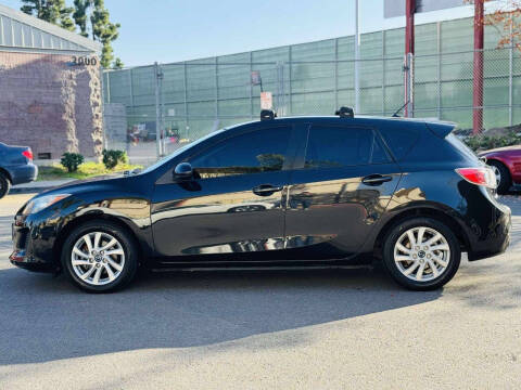 2013 Mazda MAZDA3 i Touring