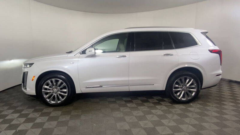 2025 Cadillac XT6 Premium Luxury