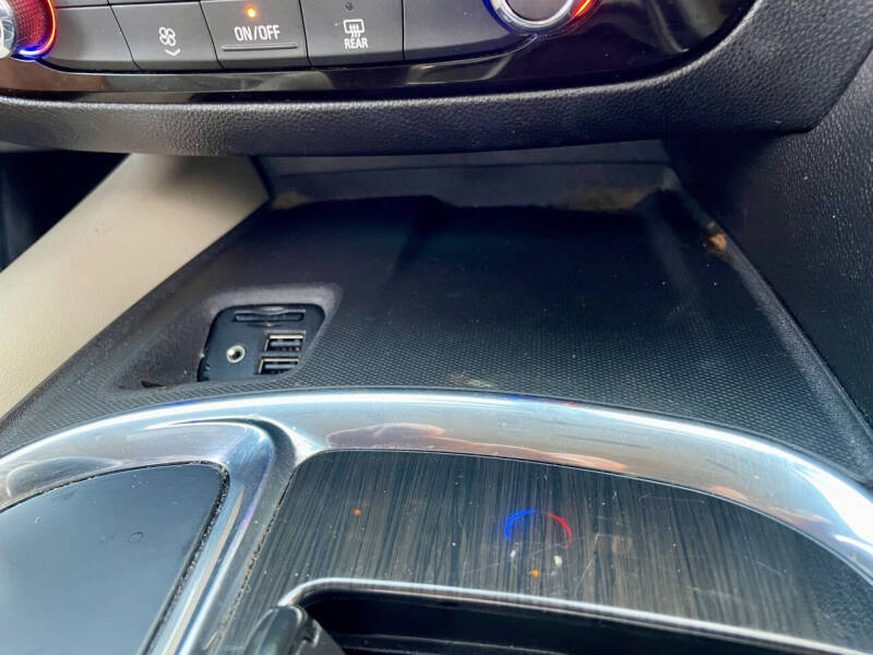 2020 Buick Enclave Essence