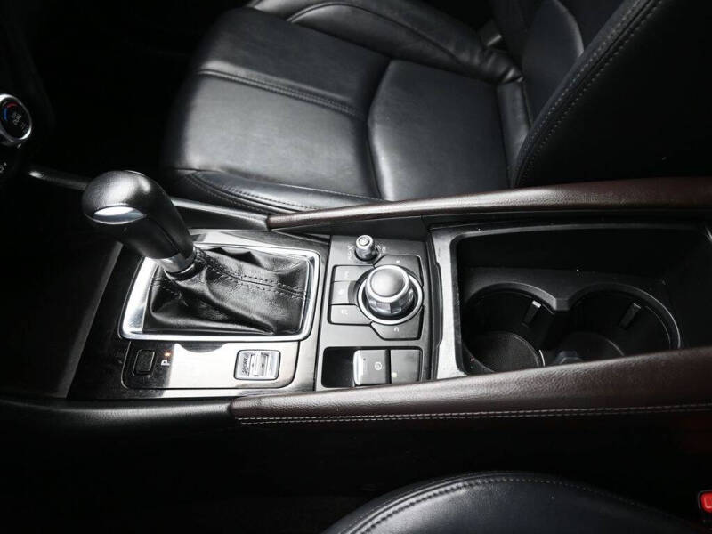 2017 Mazda MAZDA3 Touring