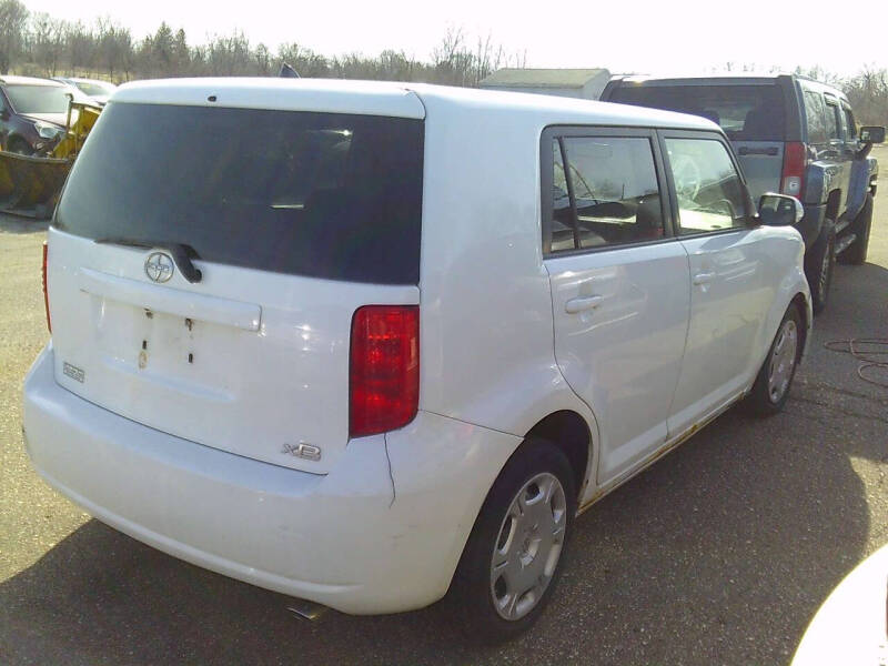 2008 Scion xB