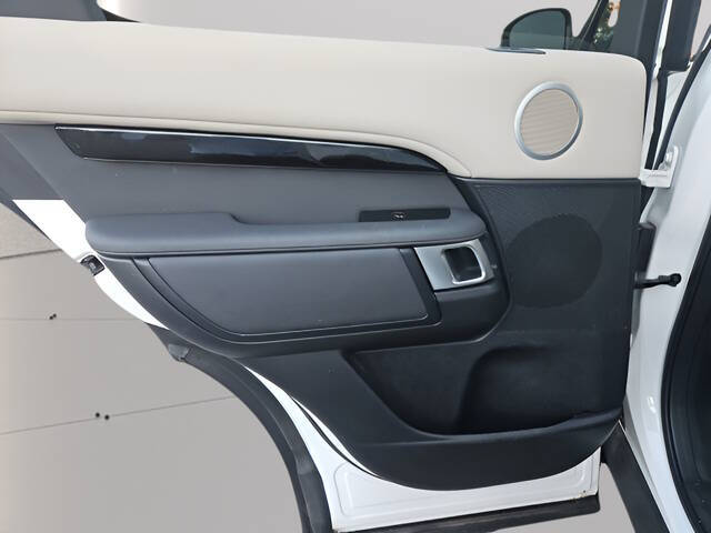 2019 Land Rover Discovery SE