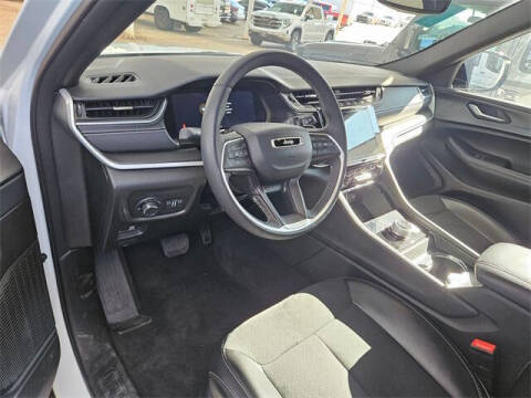 2024 Jeep Grand Cherokee L Altitude