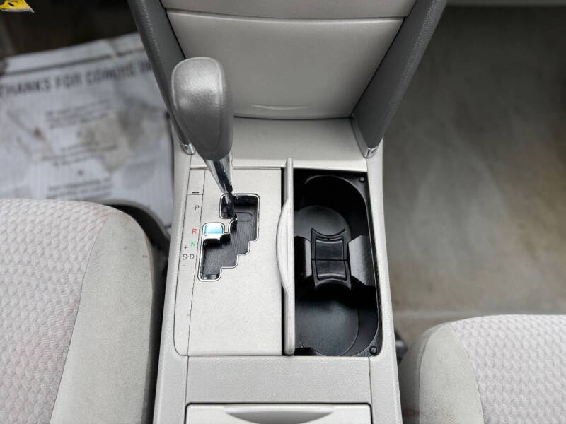 2010 Toyota Camry LE