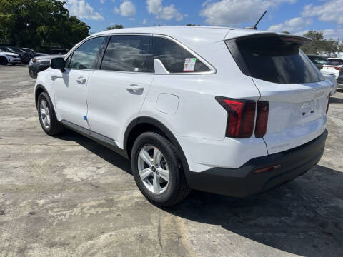 2023 Kia Sorento LX