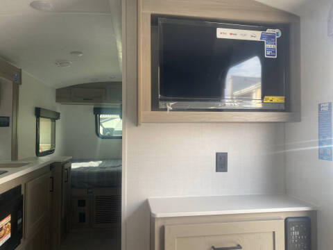 2026 Flagstaff E-PRO 19RL