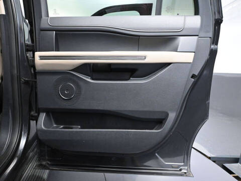 2023 Ford Expedition MAX XLT