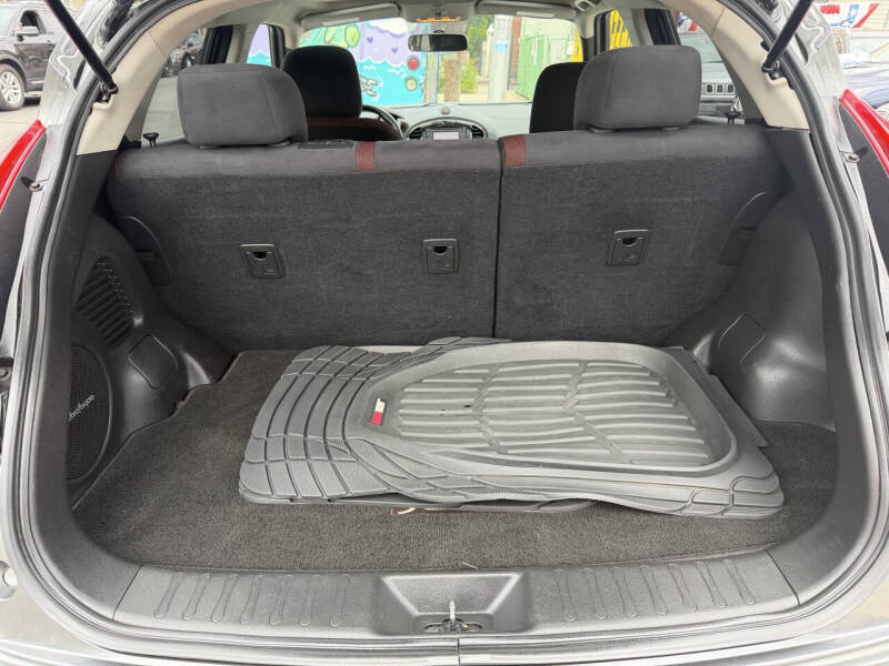 2012 Nissan JUKE SV