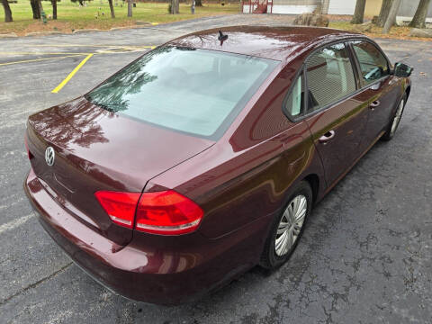 2014 Volkswagen Passat 2.5L S PZEV