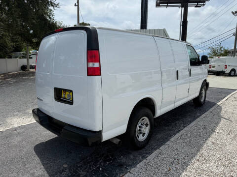 2021 Chevrolet Express 2500