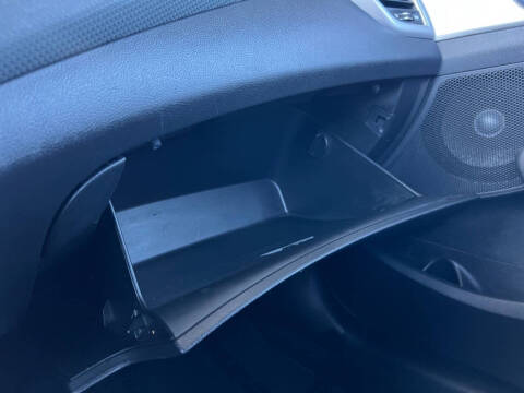 2017 Hyundai Veloster Value Edition