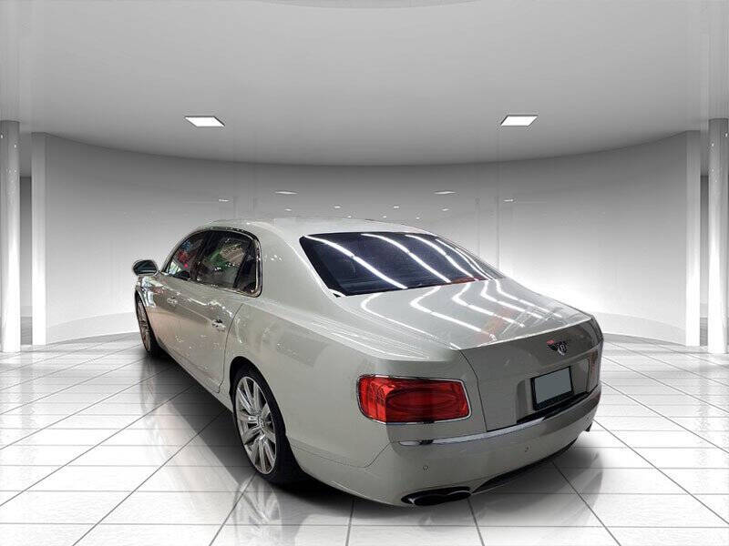 2016 Bentley Flying Spur 10