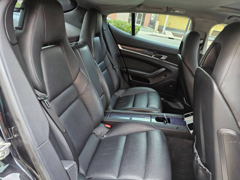 2011 Porsche Panamera